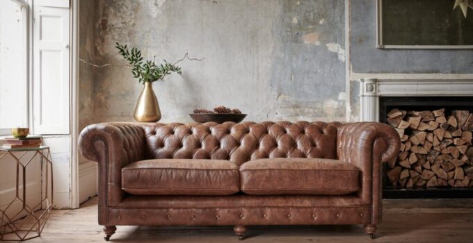 How to Choose the Best Cushion Colors for Your Brown Sofa