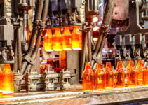 From Factory to Shelves: How Glass Bottles Are Made – 2023 Guide