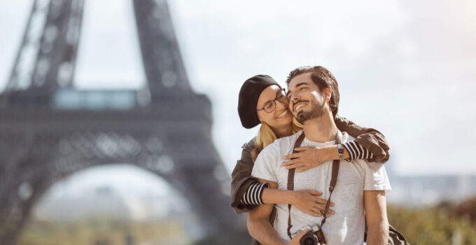 6 Best Ways to Meet Girls in France for Foreigners Staying Long-Term
